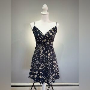 CLEARANCE! Navy Spotted GAP Factory Cross Front Dress Size 0 EUC